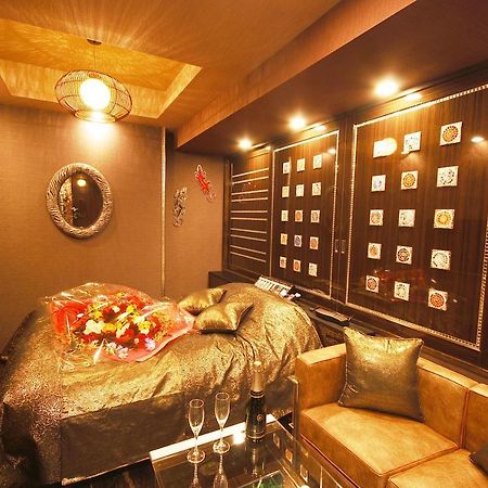 Hotel Sara Kinshicho (Adults Only) Tokyo Esterno foto